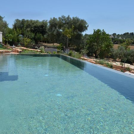 B&B Fuga Al Trullo ออสตูนี ภายนอก รูปภาพ