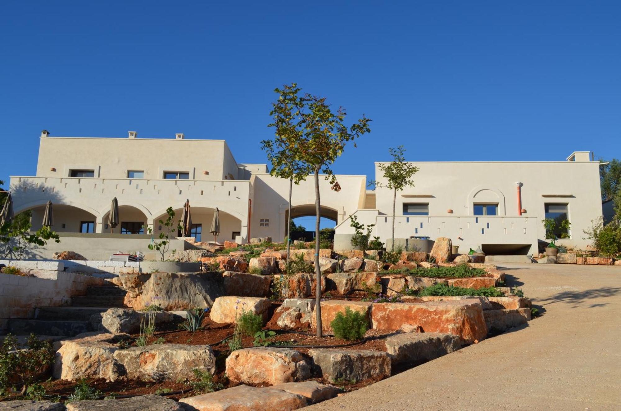 B&B Fuga Al Trullo ออสตูนี ภายนอก รูปภาพ